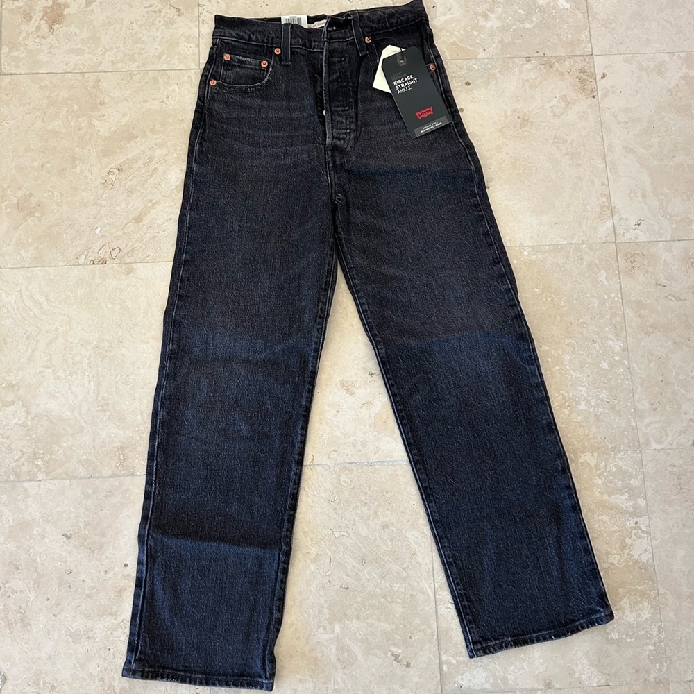 Levi's Ribcage Straight Ankle Jeans